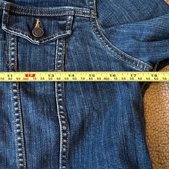 Land’s End Classic Jean Jacket women’s size6-8 - Picture 6 of 7